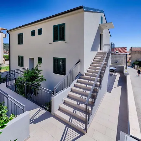 Dule Maison d'hôtes 4*