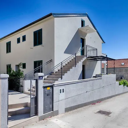 Dule Guest house