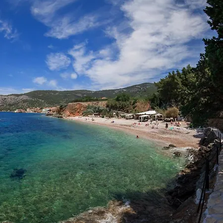 Gostinjska kuća Dule 4*